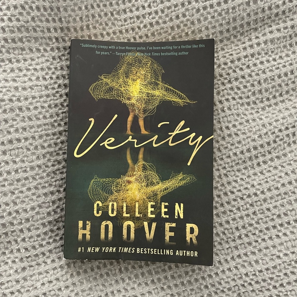 Verity book by Colleen Hoover